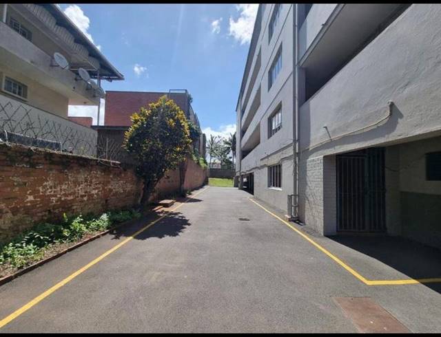 1 BEDROOM APARTMENT TO LET IN BULWER
